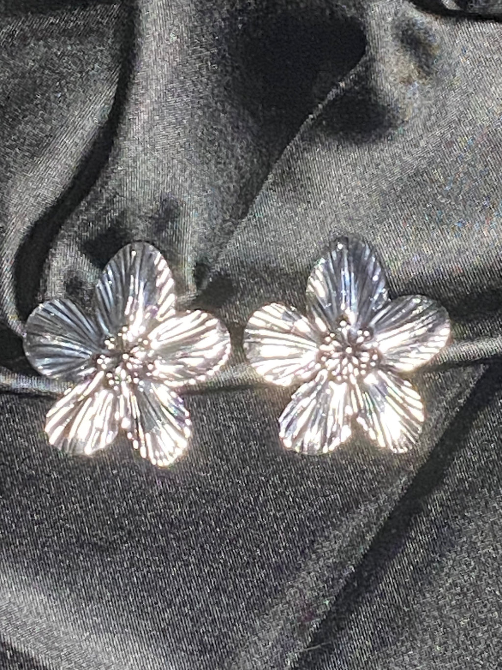 boucles d'oreilles fleurs argent