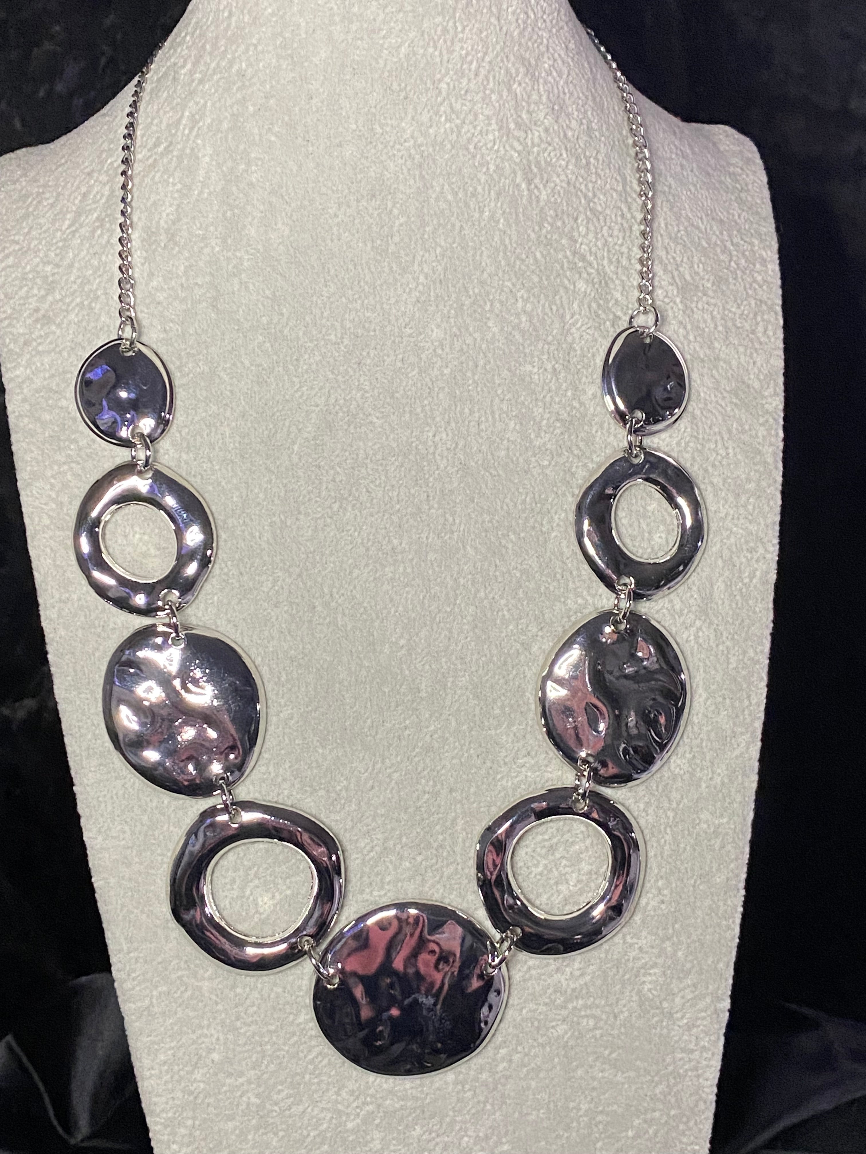 collier géométrique