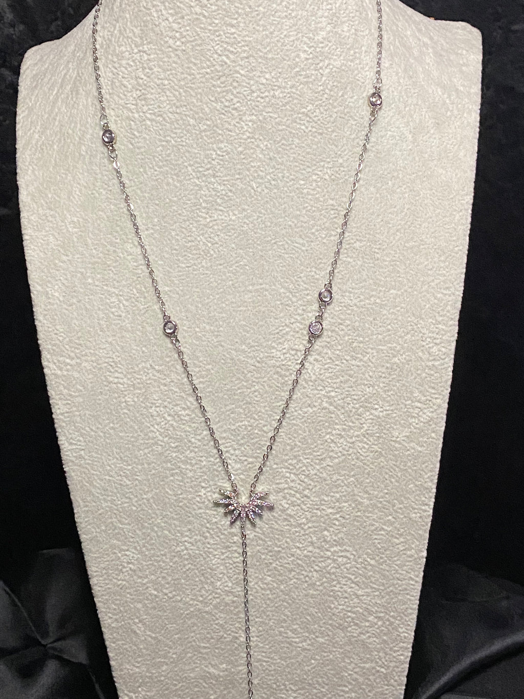 collier argent liberté