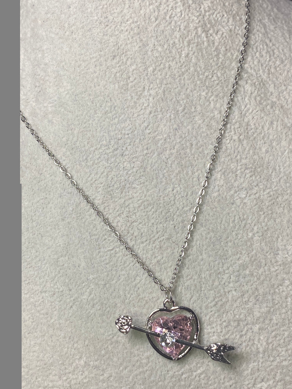 collier fléche coeur