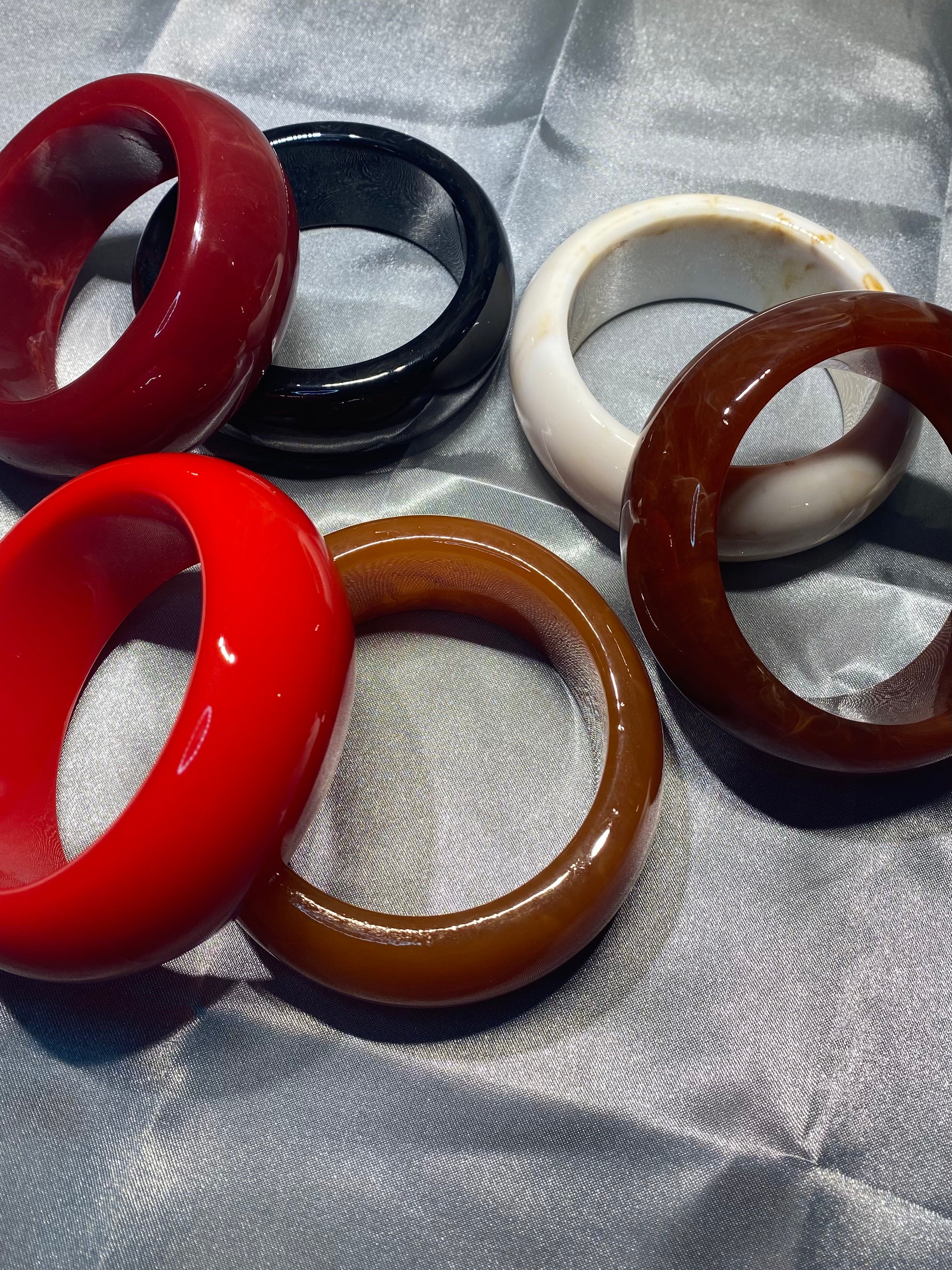 bracelet en résine marron clair