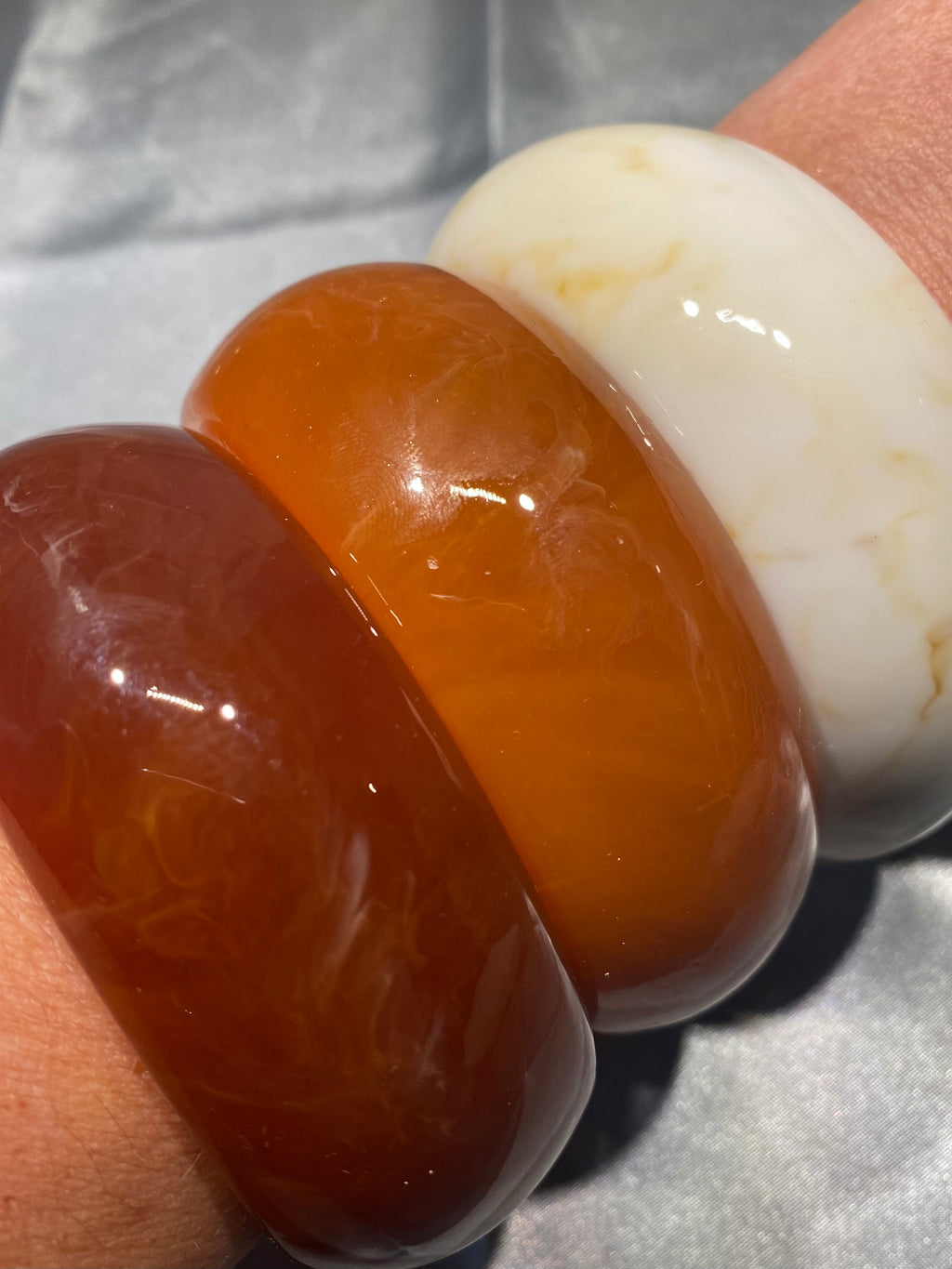 bracelet en résine marron clair