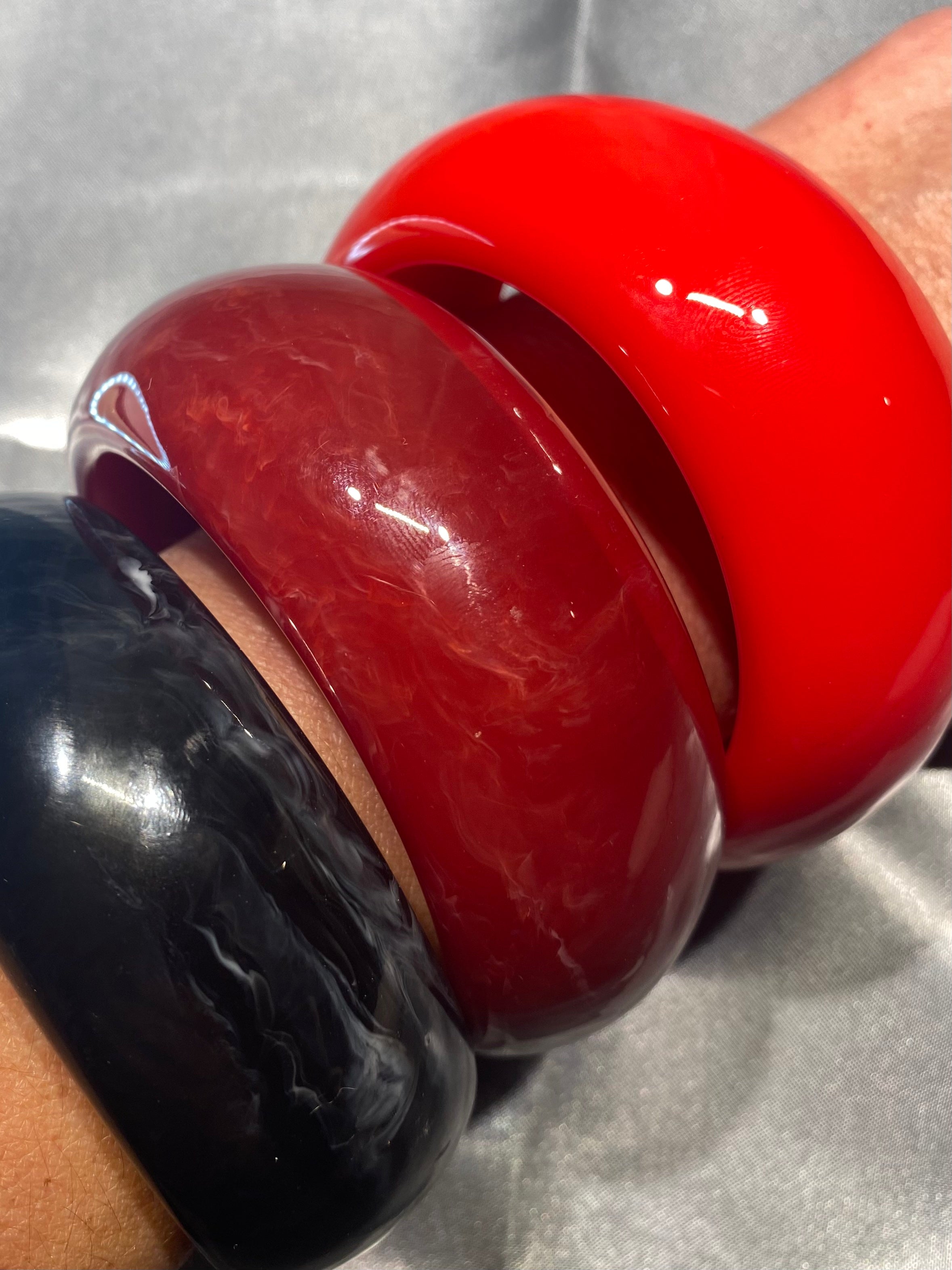 bracelet en résine noir