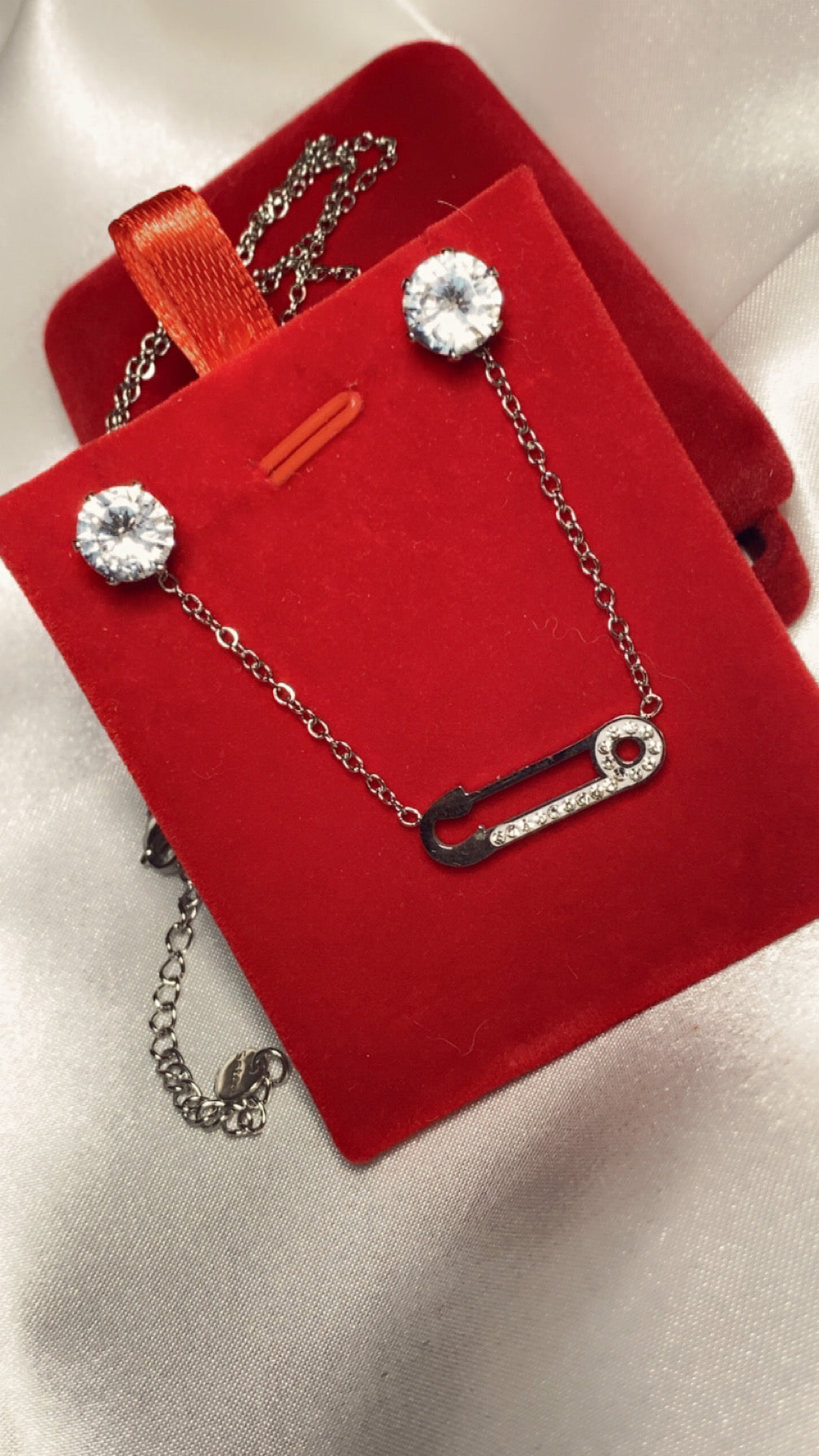 parure collier épingle Lamia