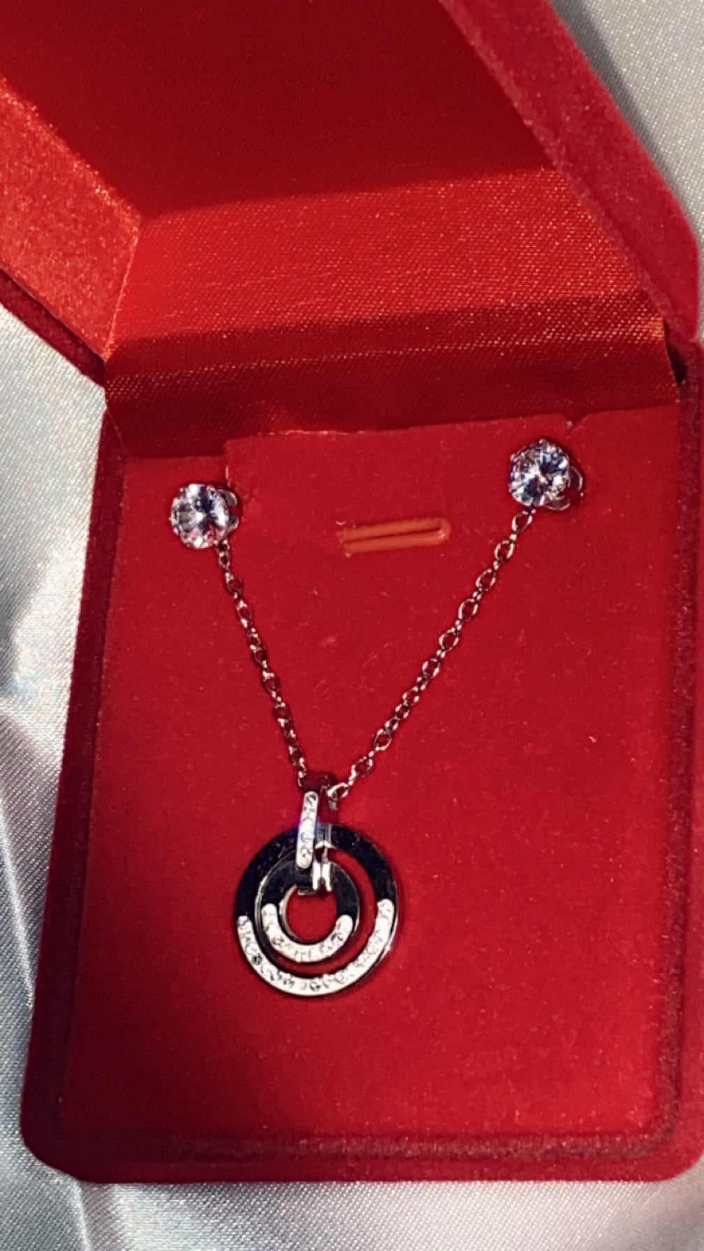 parure collier boucle